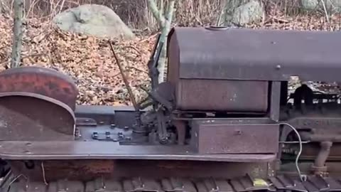 OLD TRACTOR