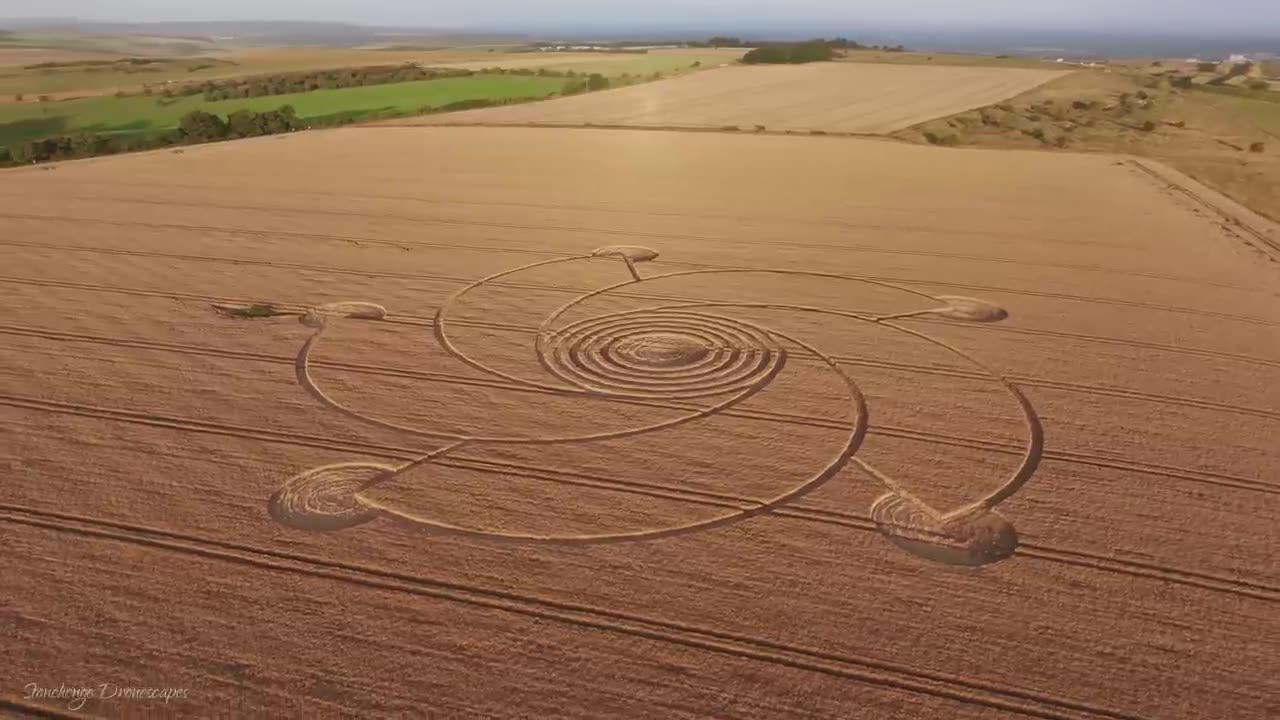 Large Crop Circle - Combe Hill, Bratton, Wiltshire, England - 30 July 2023