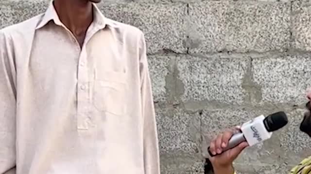 Tallest Man In Pakistan | 🚶| Tallest Man | How Treat Pakistani People