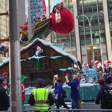 Macys Thanksgiving Day Parade Christmas Holiday