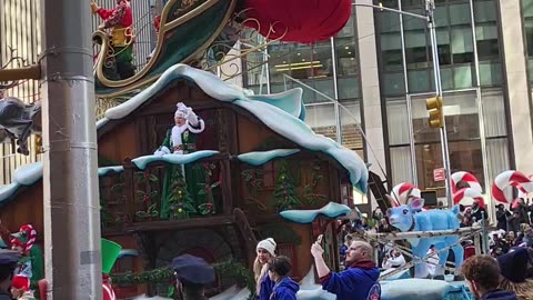 Macys Thanksgiving Day Parade Christmas Holiday
