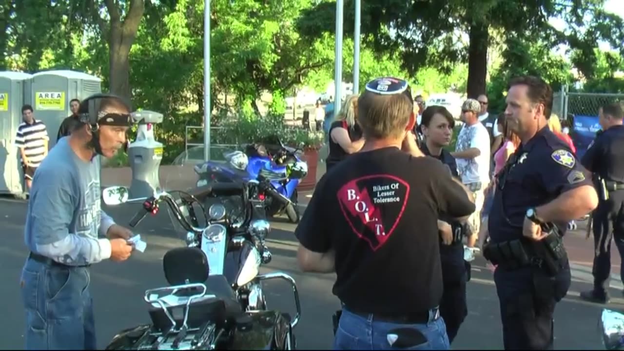 Motorcycle helmet ticker