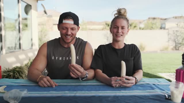 Try To Eat In ONE SECOND Challenge (Speed Eating) // BATTLE OF THE SEXES