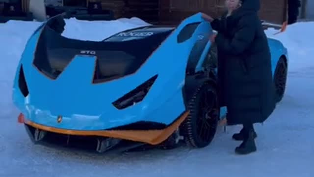 72_ Watch till the end Lamborghini Huracan STO cofango