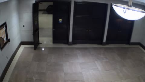 7189CVCLLSVC205_2021-01-05_06h00min00s750ms.mp4