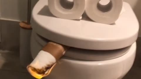 Toilet is smooking af!!