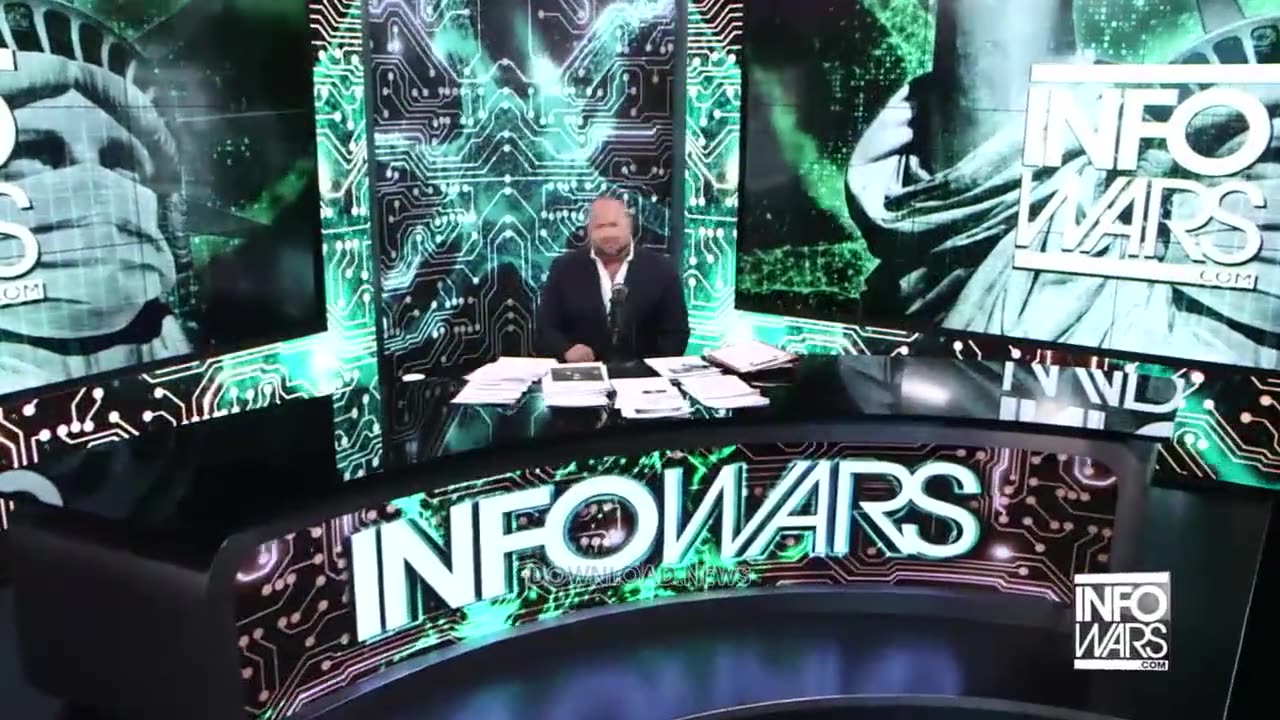 Alex Jones: The Globalists Are Radiating You With 5G