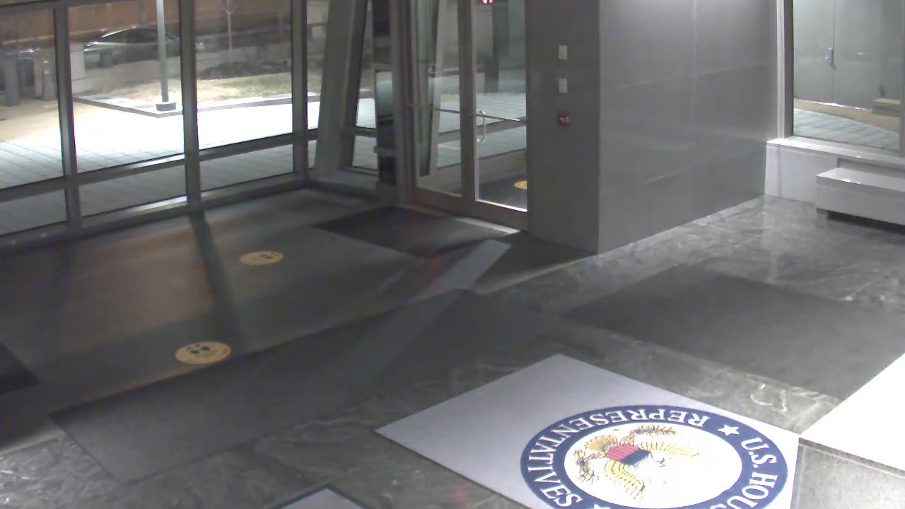 8484OHOB01ScreeningEast_2021-01-05_20h00min02s317ms.mp4