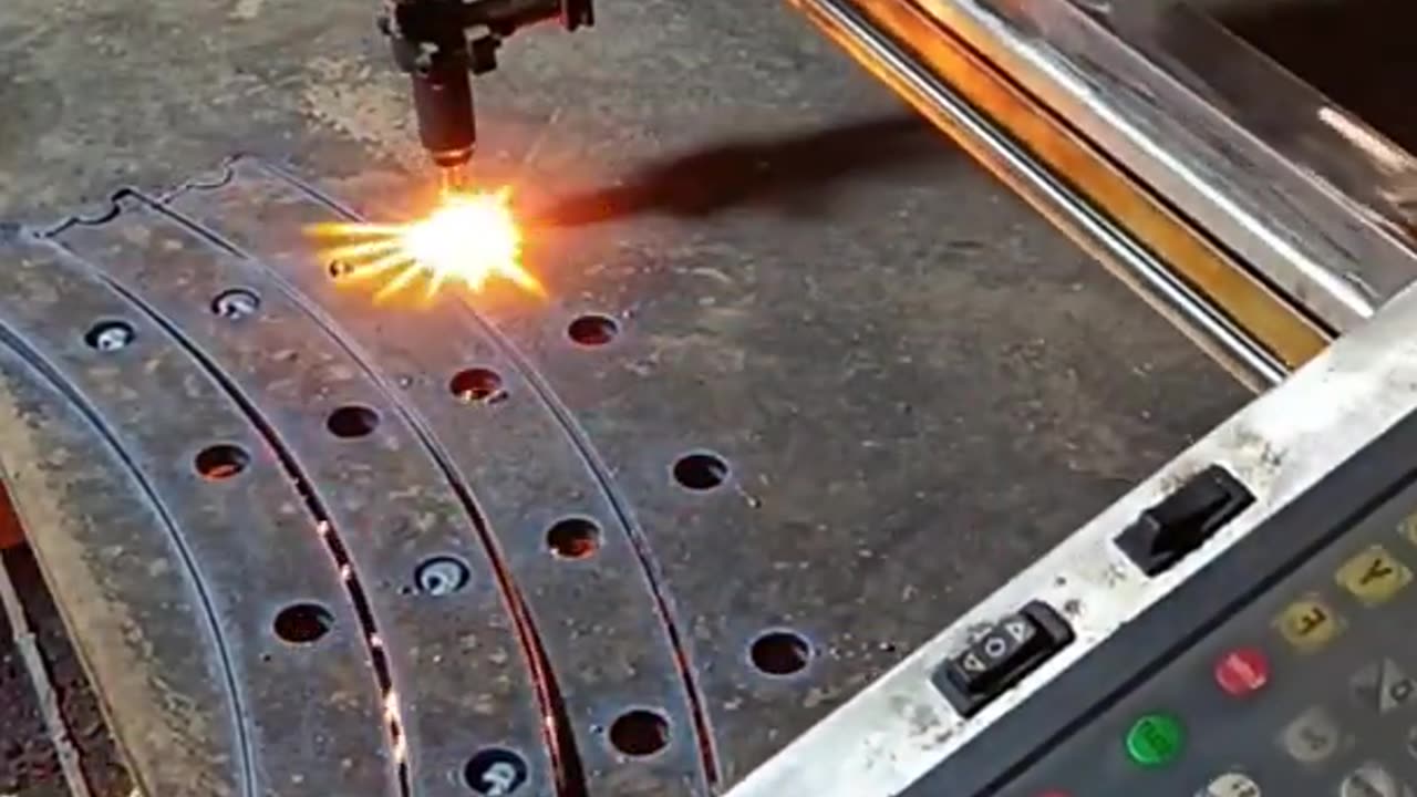 Portable CNC cutting equipment- Good tools and machinery make work easy - Routine Crafts