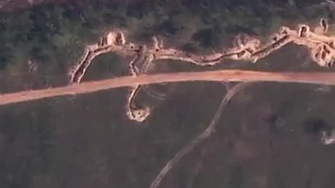 Drone Footage of Russian Defenses on the Eastern Bank of Dnipro River