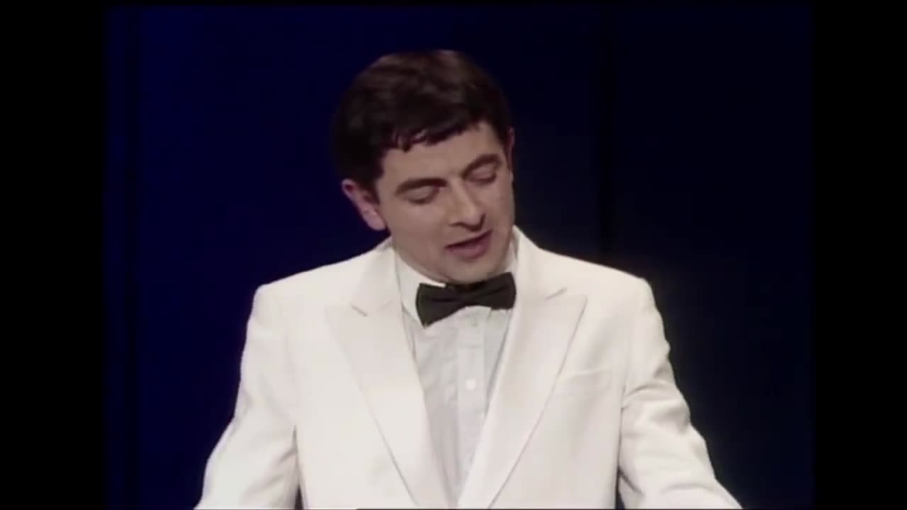 Rowan Atkinson Live | Award Ceremony Bad Loser | The real game Official.....