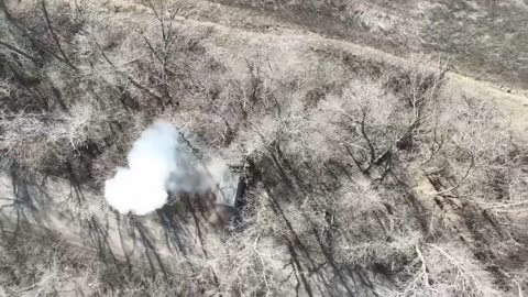 Pilots of the 72nd OMB "keep in good shape" of the invaders or multiply it by zero