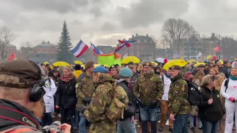 🇳🇱 Veterans out in numbers again today in Amsterdam against c0vid tyranny, as seen at every protest,