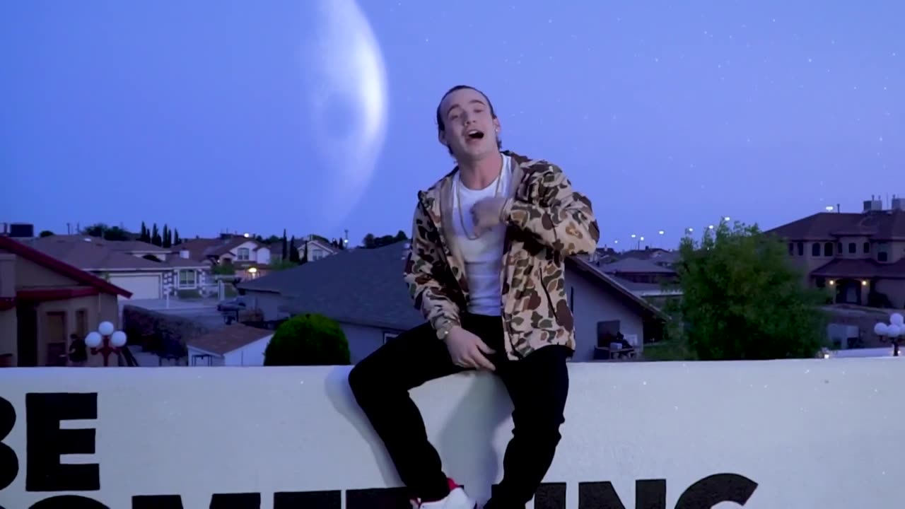 Fast Life (Official Music Video)