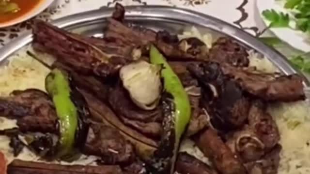KURDISCH TRADITIONELLES ESSEN