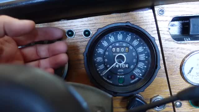 GPS Speedometer Fitted. The rabbit hole is deep on this one. Air/Fuel gauge shows she's lean. More!