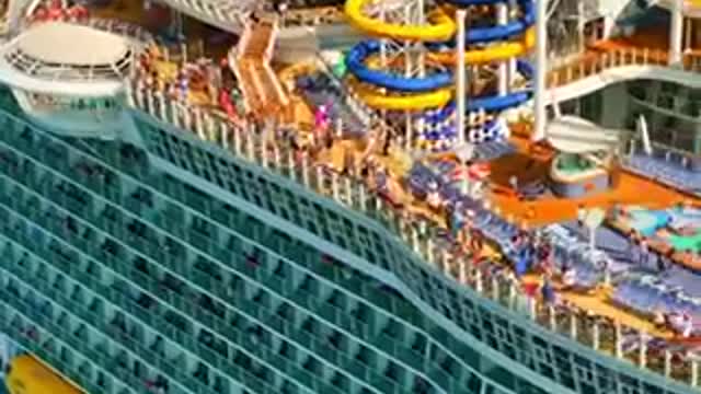 Big cruise ship