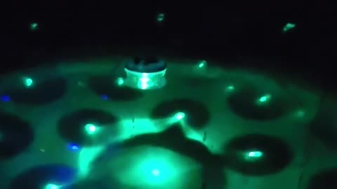 Late night swimming healing😁🌊