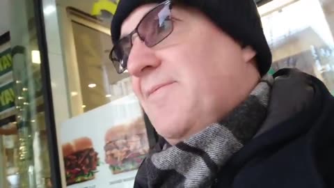 Jesus är mitt vaccin. Vid Krämarens köpcentrum. Örebro 18 Nov. 2021