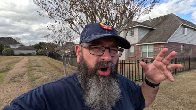 Are You the Only One with Internet Travel Trolls? | Vlog 22 December 2022