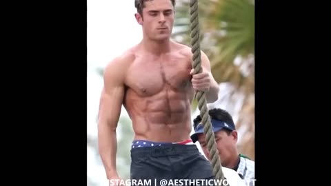 How Women React To Ripped Men
