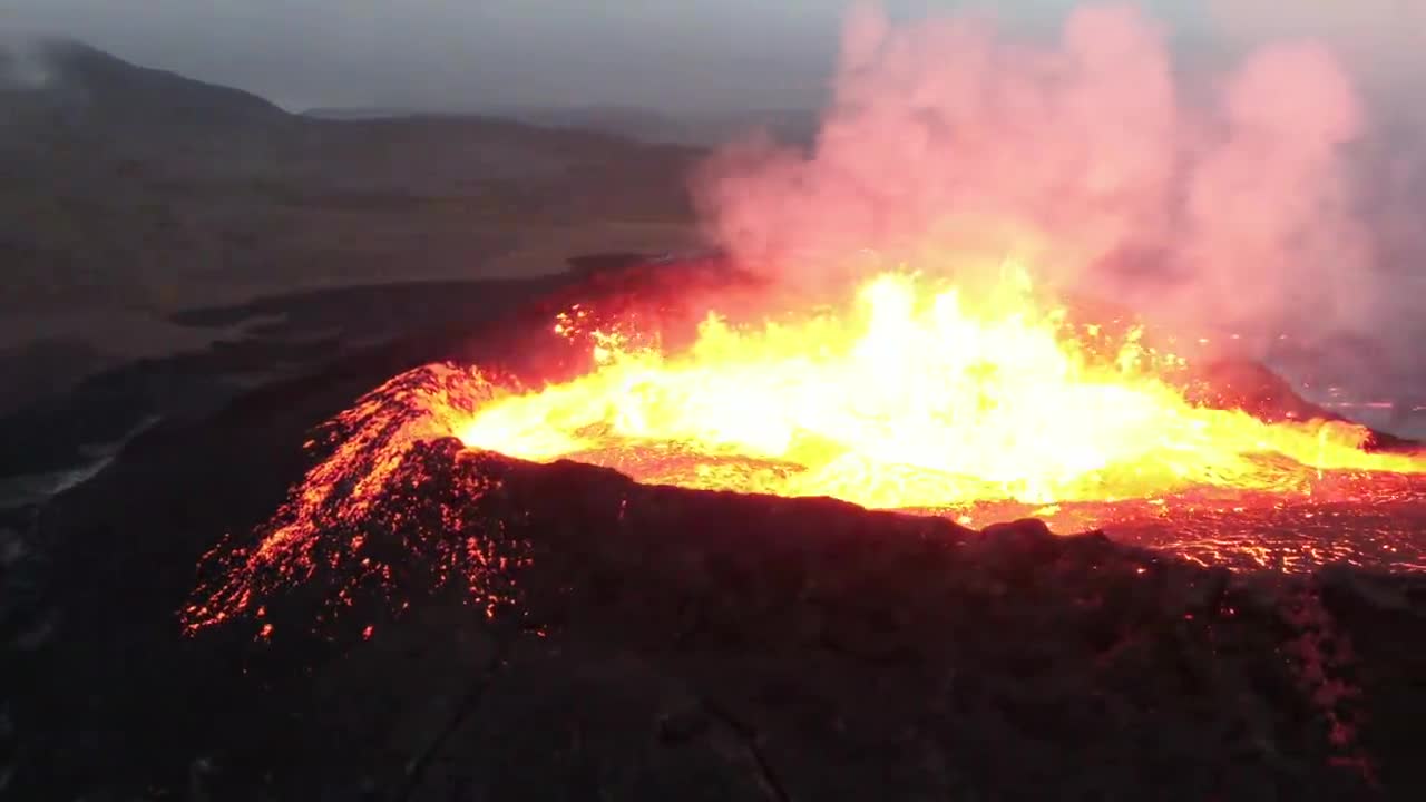 Iceland Geldingadalir Volcano August 14 video with drone