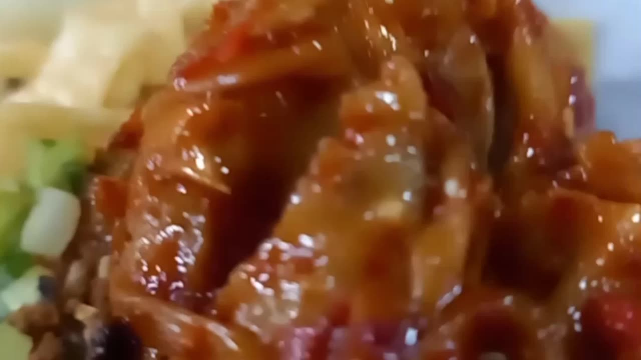 Makan pedas mie jebew