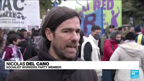 Protesters take to streets of Buenos Aires as Argentina economic crisis deepens • FRANCE 24