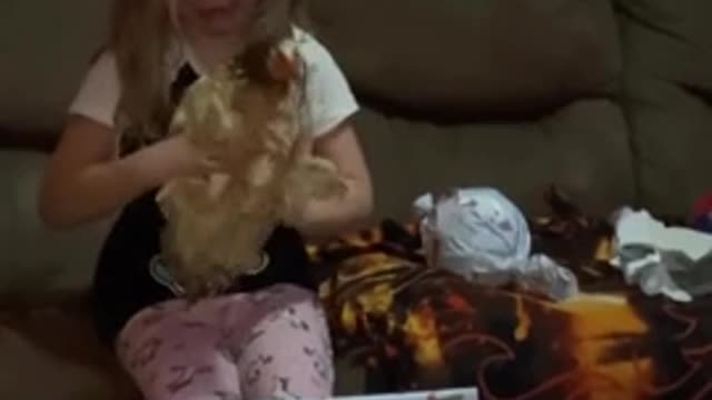Little Girl Gets Chicken For Christmas, Breaks Into Tears