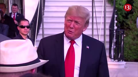Singer Taylor Swift comes under pressure from Biden and Trump