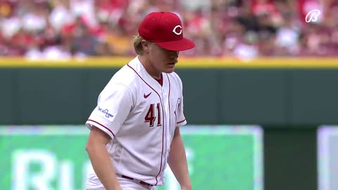 It's the longest outing of Andrew Abbott's career, as he has thrown seven shutout innings