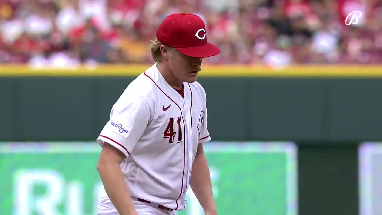 It's the longest outing of Andrew Abbott's career, as he has thrown seven shutout innings