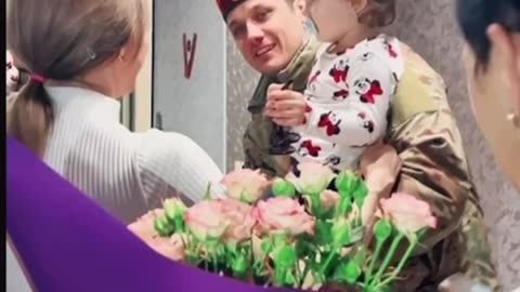 Russian soldier comes back home safe to his family
