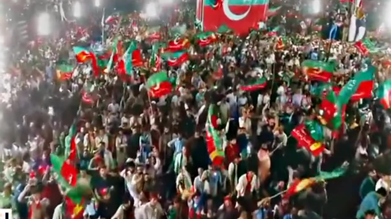 ilsa imran khan minar-e- pakistan