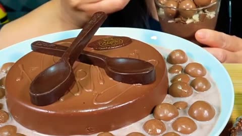 ASMR TRIPLE CHOCOLATE DESSERT,MAGNUM #shorts #maddyeats #ytshorts #bigbites #mukbang #stellaasmr