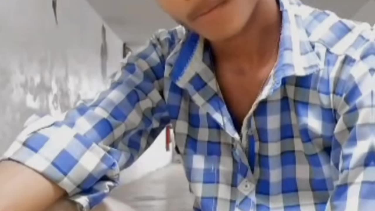 Ye sub ghar pe, Niklo😏🔥