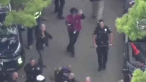 Outside Rush & Fight between students LIVE