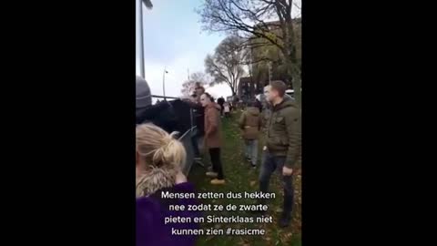 Kinderen van ouders zonder QR code mogen in Zwolle niet naar Sinterklaas kijken
