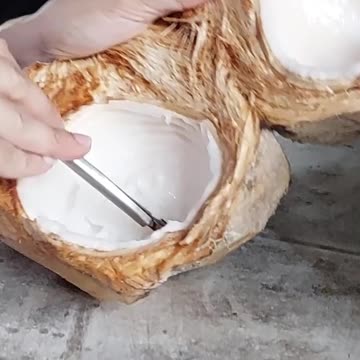 Coconut 🥥 🌴 #fruit ##food #travelvlog #coconut