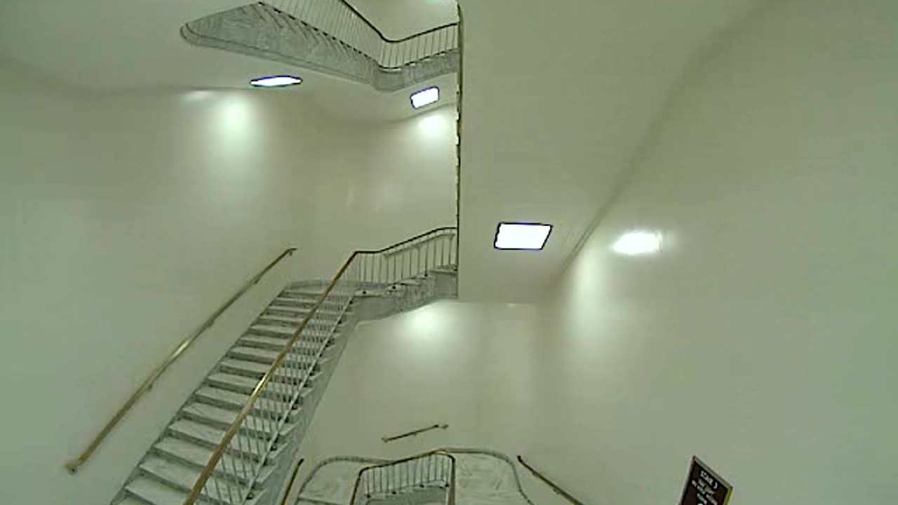3151RHOB01Stair3_2021-01-05_03h00min00s577ms.mp4