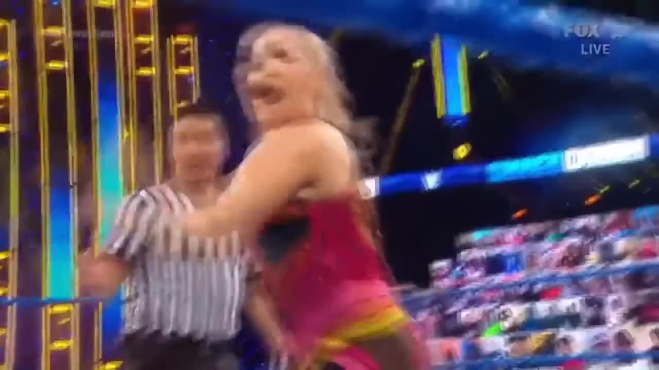 Wwe woman wrestlers oops! moments