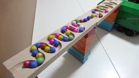 Marble Run Race ☆ HABA Slope, Dump Truck & Garbage Truck # 16