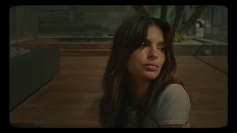 Travis Scott - I KNOW (Official Music Video)