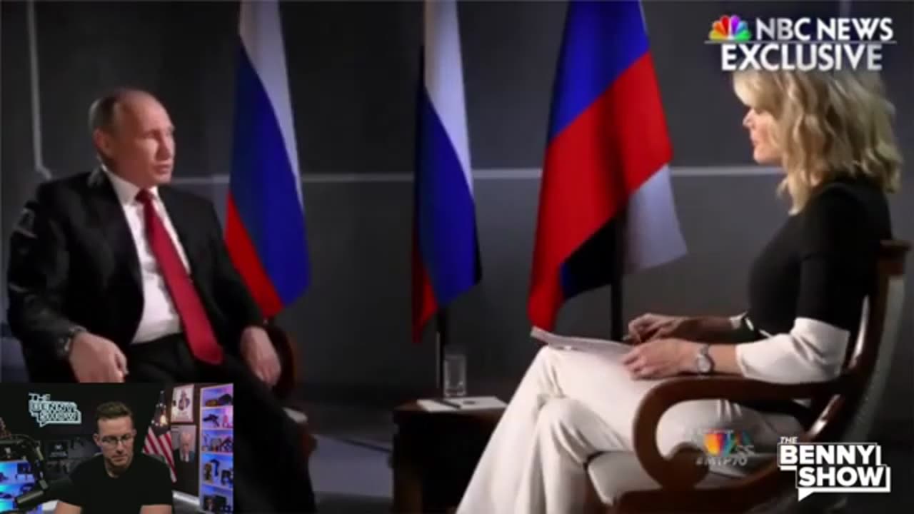 Tucker Carlson Spotted Inside KREMLIN