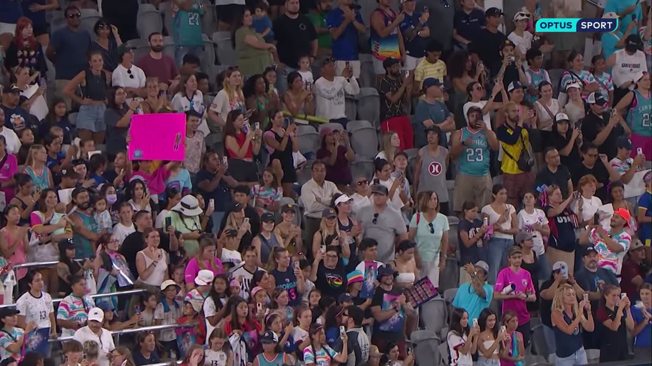 ALEX MORGAN: Farewell speech as she retires from football 🥹