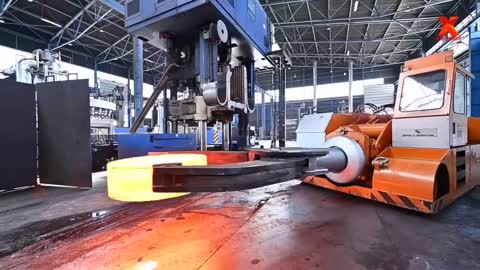 e World's Largest Bevel Gear CNC Machine- Modern Gear Production Line. Steel Wheel Manufacturing