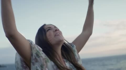 Leanna Crawford - How Can You Not