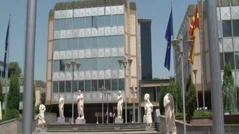 Appeal on the occasion of the youth demonstrations TV 24casa 13.6.2011 Dragi Zmijanac