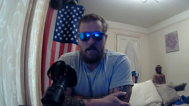 hold the line trump 4 ever