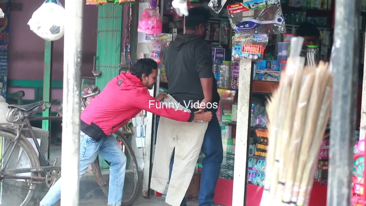 FUNNIEST PRANKS OF PUBLIC - BEST PRANKS ON FUNNY REACTION!! TRY NOT TO LAUGH!!